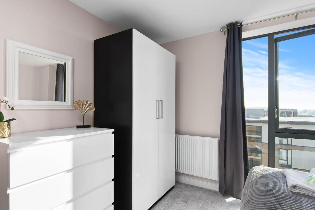 Spacious & Cosy, Netflix, Parking, Colindale Station Hendon Zewnętrze zdjęcie