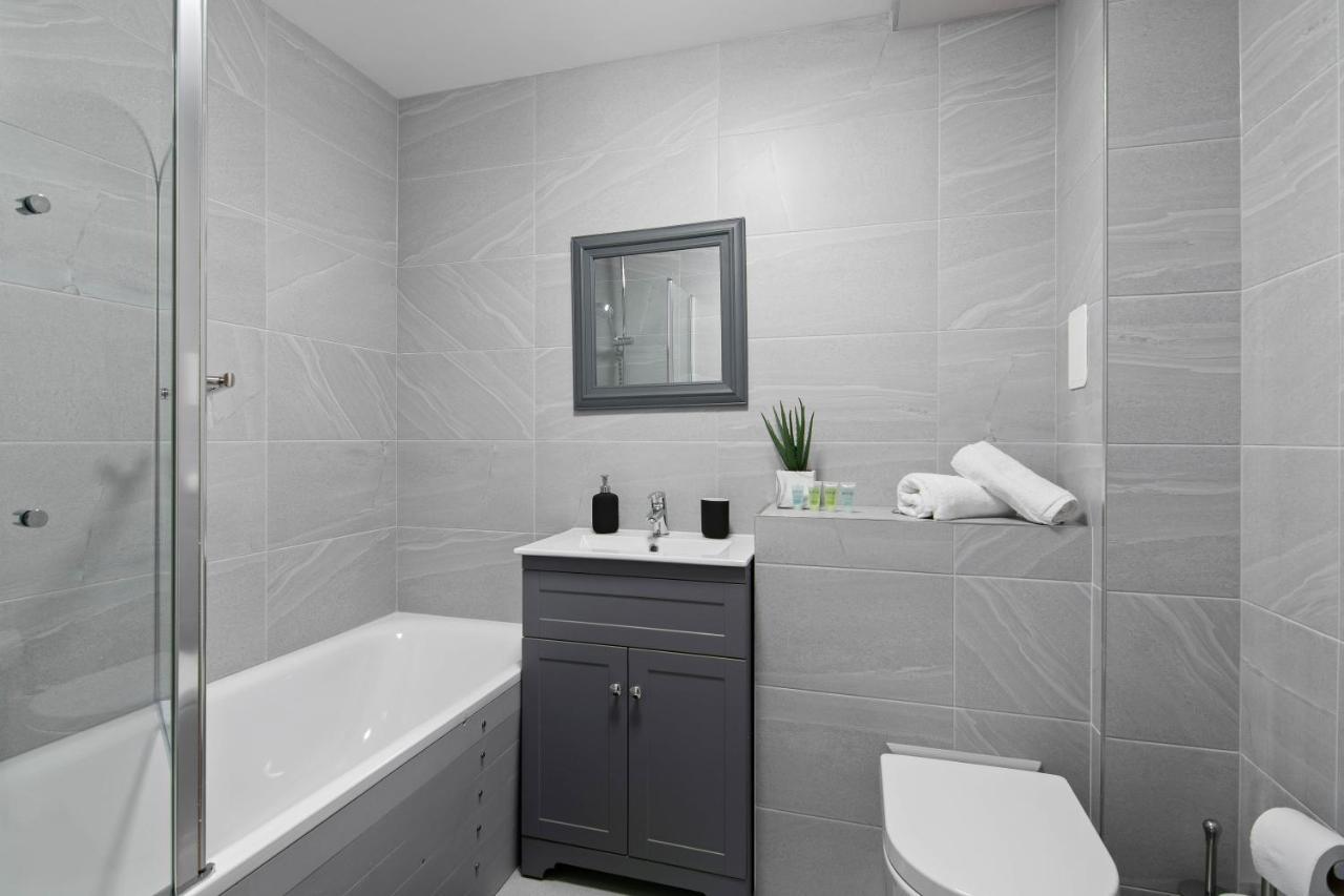Spacious & Cosy, Netflix, Parking, Colindale Station Hendon Zewnętrze zdjęcie