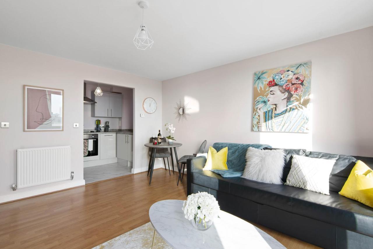 Spacious & Cosy, Netflix, Parking, Colindale Station Hendon Zewnętrze zdjęcie